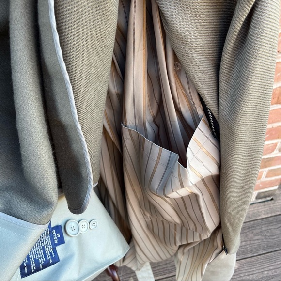 Men’s vintage khaki tan trenchcoat with winter zip out lining. size 44 regular - Picture 11 of 16